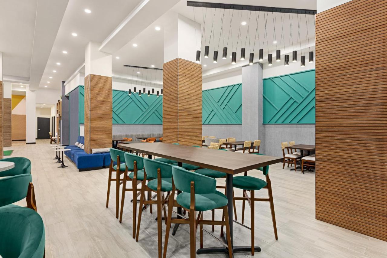 Holiday Inn Lic - Laguardia West, An Ihg Hotel New York Bagian luar foto